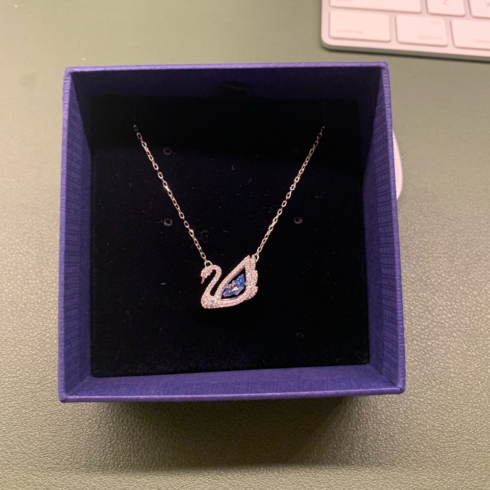 SWAROVSKI Women's Dancing Swan Necklace, Blue